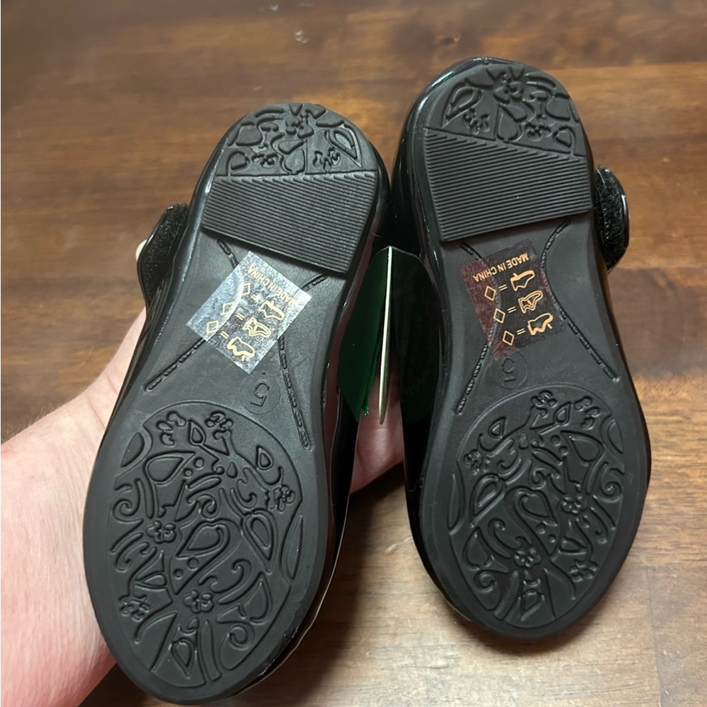 Mary Janes - Picture 3 of 3